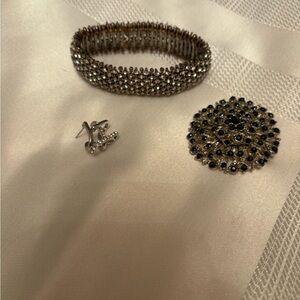 Rhinestone Stretch Bracelet + Silver Brooch & Clip Earrings Set - Silver